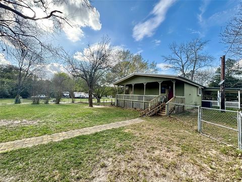 Tiny photo for 908 N Pitzer Street, Colmesneil, TX 75938 (MLS # 80303245)