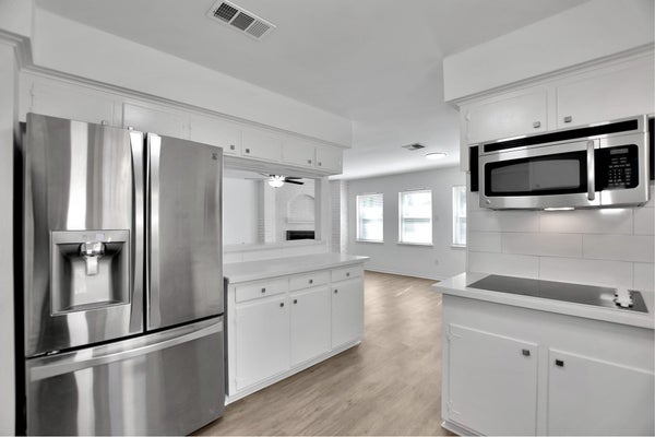 10513 MOORBERRY LN, HOUSTON, TX 77043 - Image 3ccc518cf36ce752ccc7a73dcec4d264/2172668581