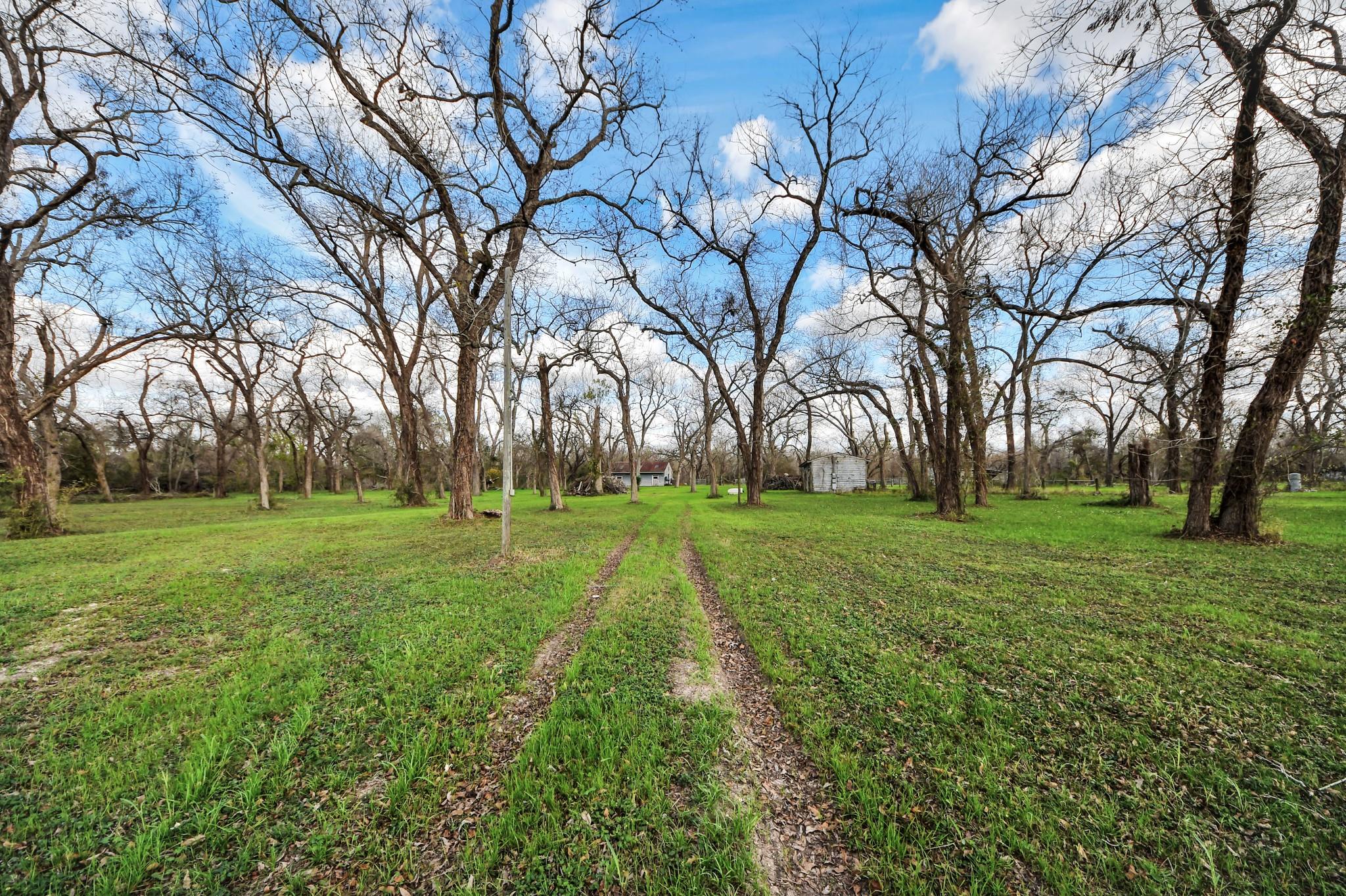 702 & 612 Fm 359 Road