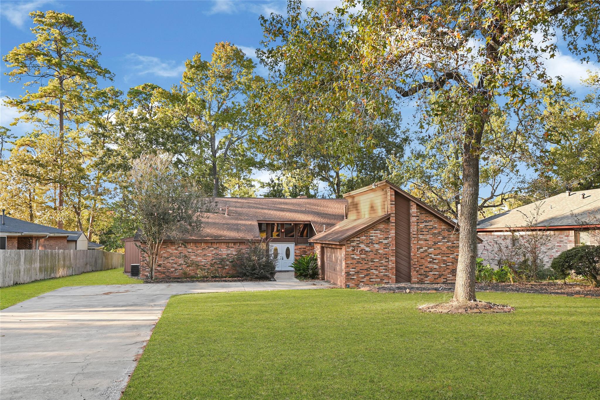 2106 White Feather Trail