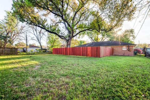 Tiny photo for 12331 Atwell Drive, Houston, TX 77035 (MLS # 12571749)