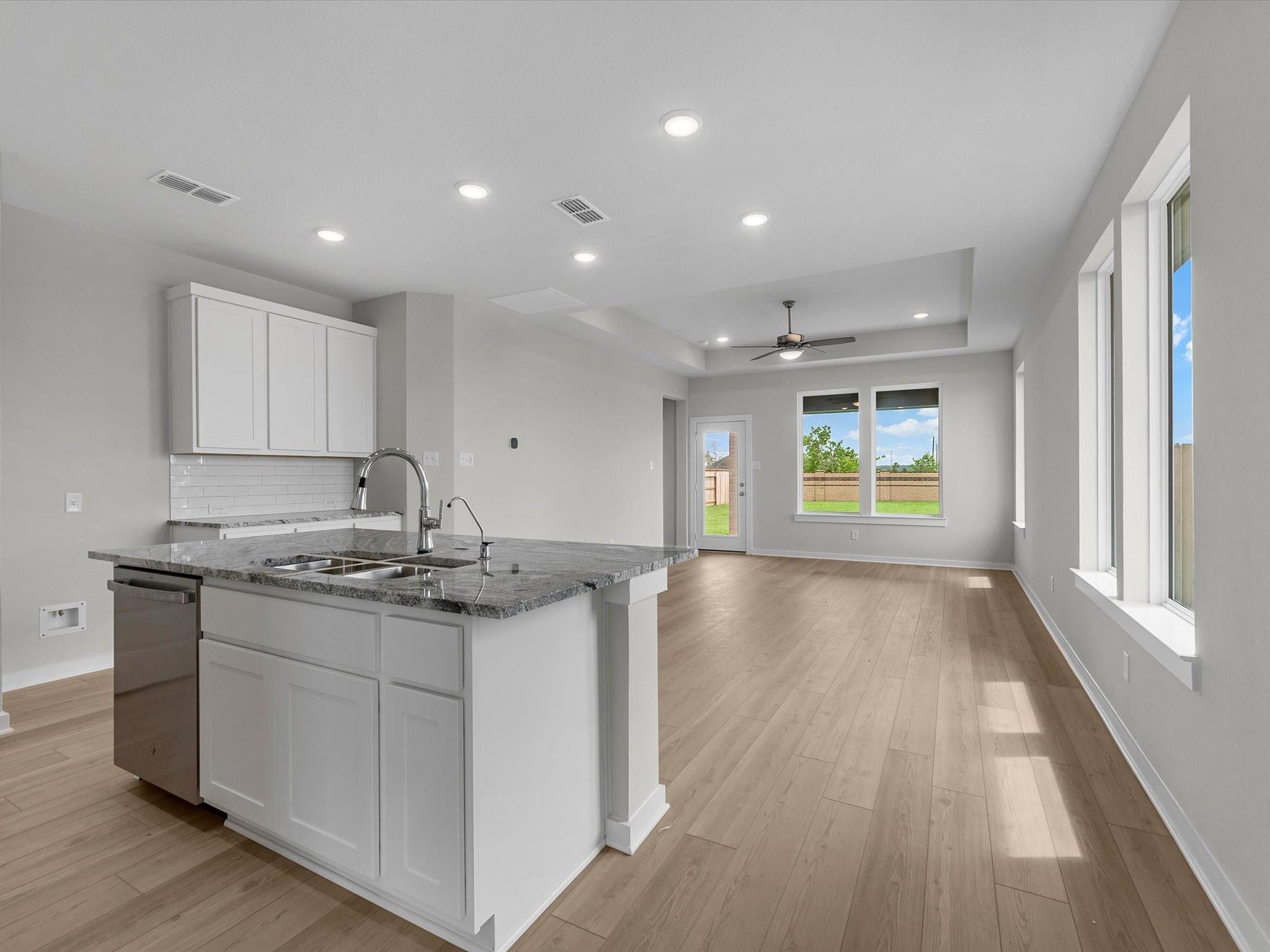 7502 Primrose Myrtle Lane