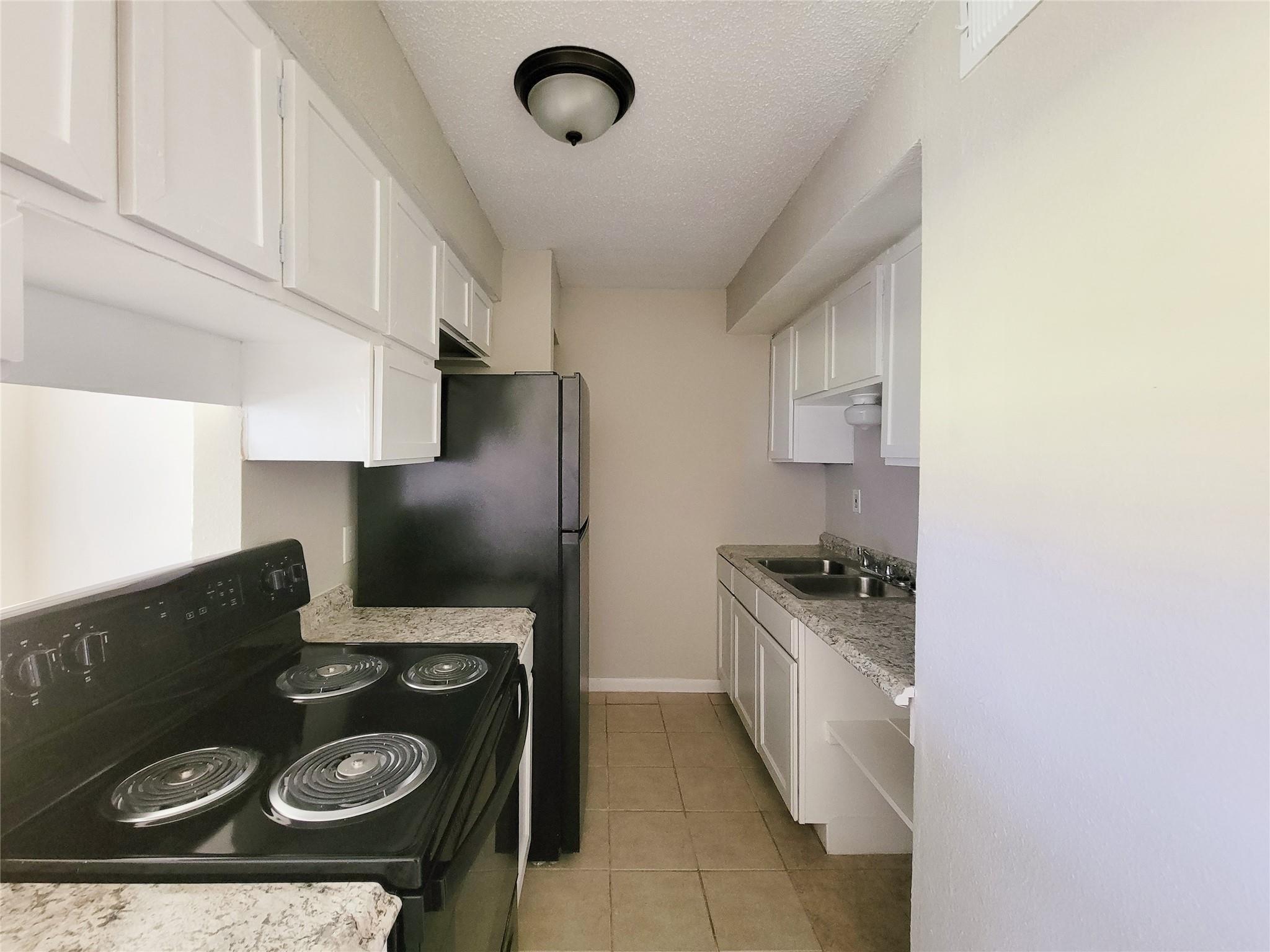 3206 Lobit Drive 13