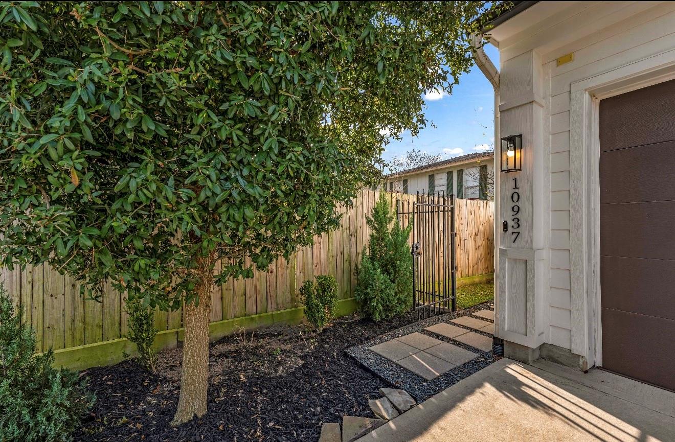 10937 Fire Creek Drive