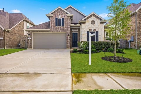 Photo of 2717 Bisbee Road, League City, TX 77573 (MLS # 81617393)