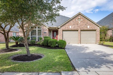 Photo of 13043 Sweetgum Shores Drive, Houston, TX 77044 (MLS # 44527907)
