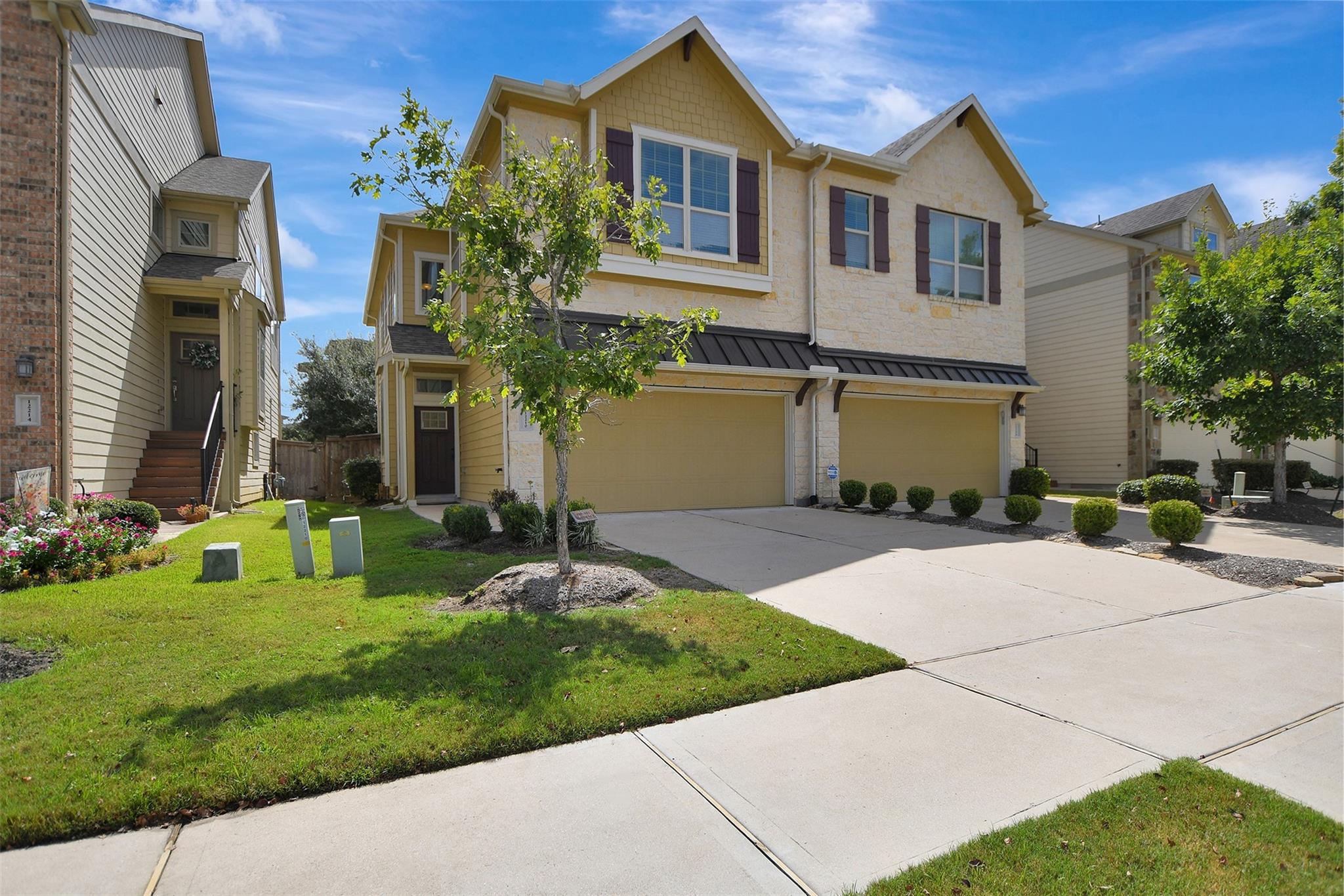 12210 La Strada Street