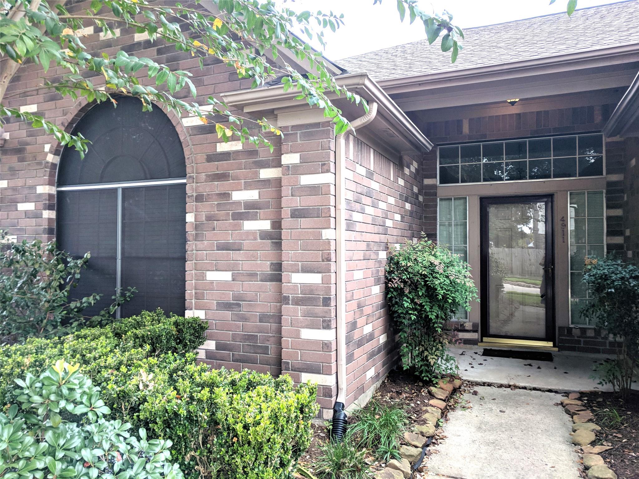 4911 Campbell Drive