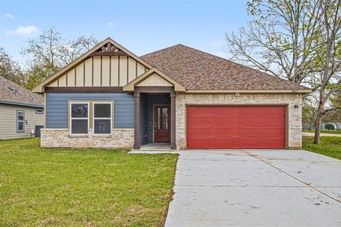 Homes For Sale - 3317 Colorado<br/> Dickinson, TX 77539