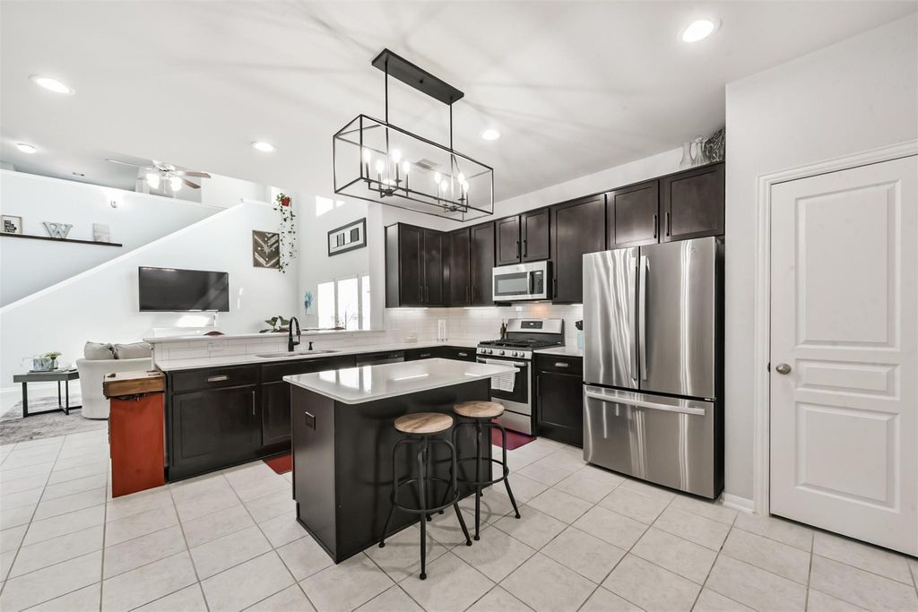 Photo of 10018 Chase Court, Baytown, TX 77521 (MLS # 58035545)