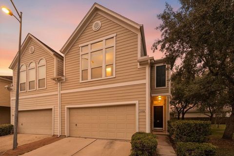 Photo of 14906 Tuttle Point Drive, Houston, TX 77082 (MLS # 98539153)