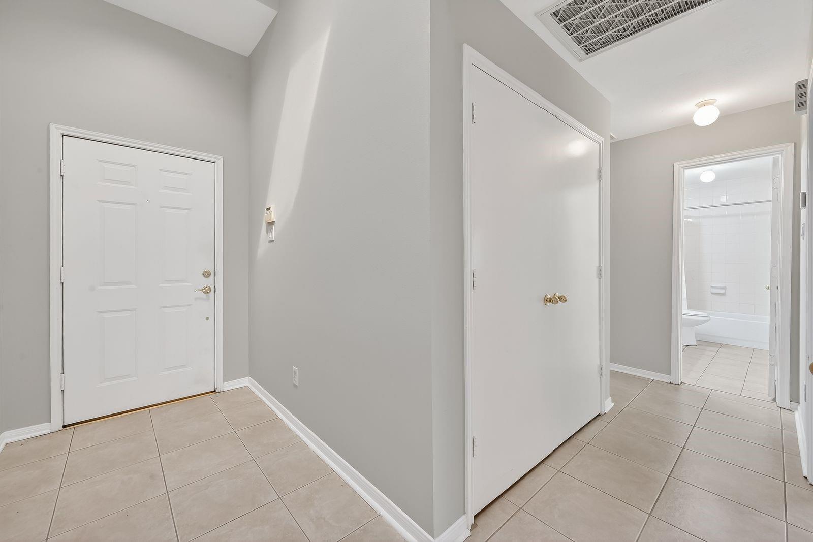 17107 Canterbury Green Court