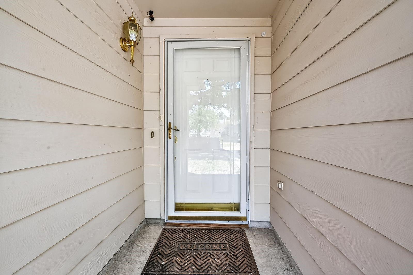 17107 Canterbury Green Court
