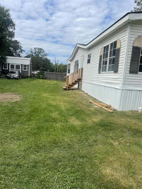 Photo of 308 Olive Street, El Campo, TX 77437 (MLS # 70720306)