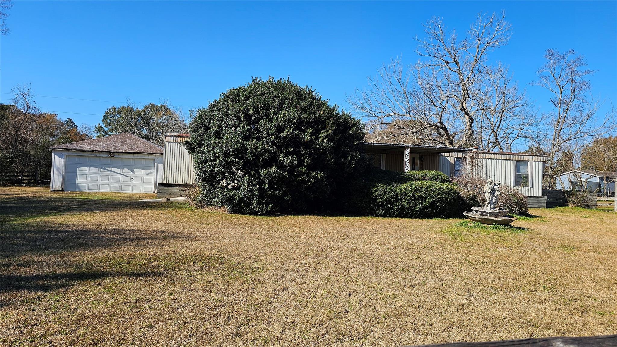 502 South Pine Circle