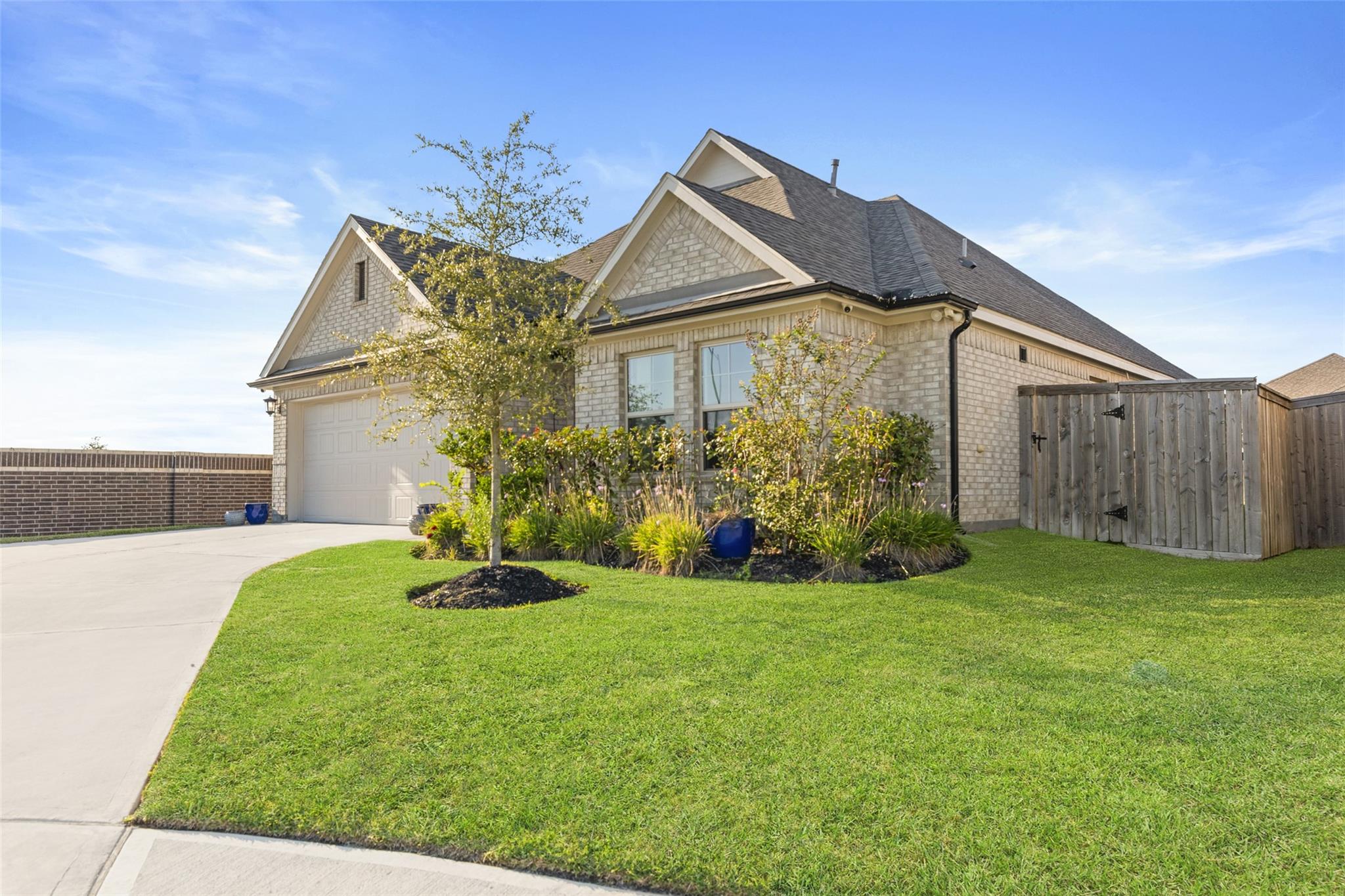 4901 Finns Landing Street