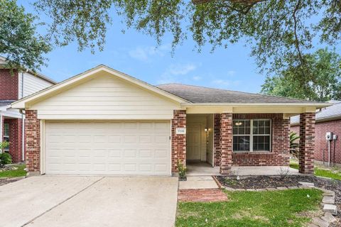 Photo of 17306 Meria Coves Drive, Houston, TX 77095 (MLS # 3597560)