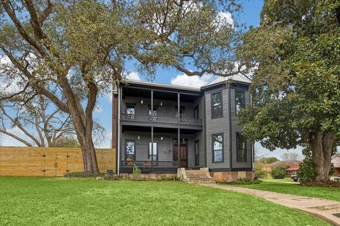 Homes For Sale - 602 S Market Street<br/> Washington County, Brenham, TX 77833