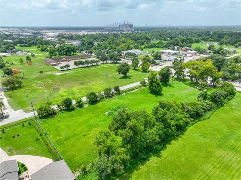 Photo of 7204 Homestead Road, Houston, TX 77028 (MLS # 10556705)
