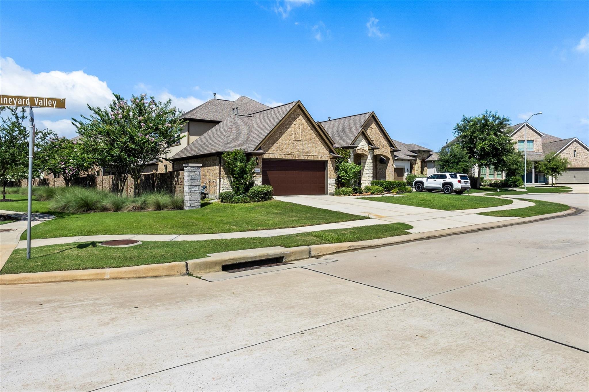 8914 Vineyard Valley Court