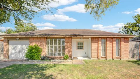 Photo of 15114 Wellman Lane, Houston, TX 77060 (MLS # 61927998)