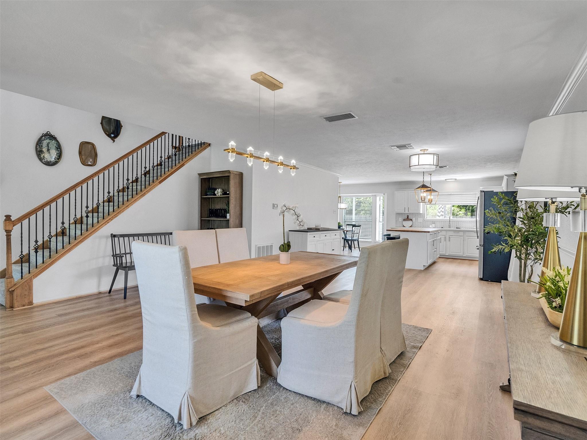 2605 S Mission Circle