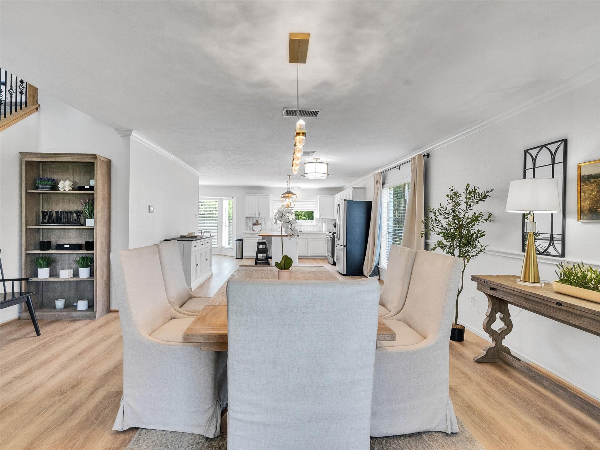 2605 S Mission Circle