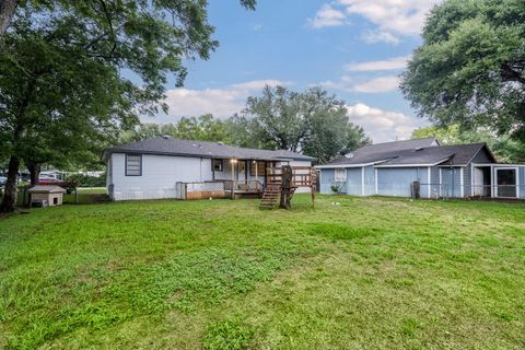 Photo of 503 Carrell Street, Tomball, TX 77375 (MLS # 70781579)