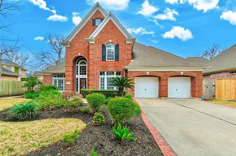 Photo of 1715 Forestlake Drive, Sugar Land, TX 77479 (MLS # 81049054)