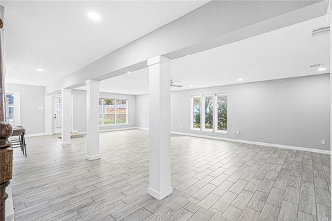 Tiny photo for 5718 Green Springs Drive, Houston, TX 77066 (MLS # 21947218)