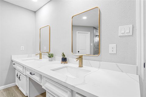 Tiny photo for 5718 Green Springs Drive, Houston, TX 77066 (MLS # 21947218)