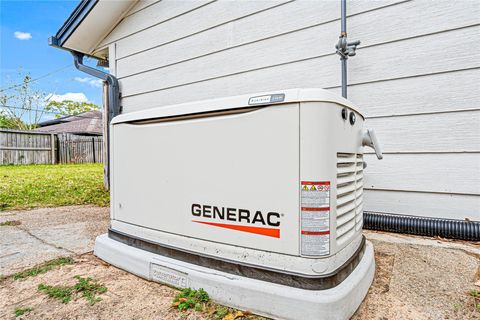 Tiny photo for 5718 Green Springs Drive, Houston, TX 77066 (MLS # 21947218)