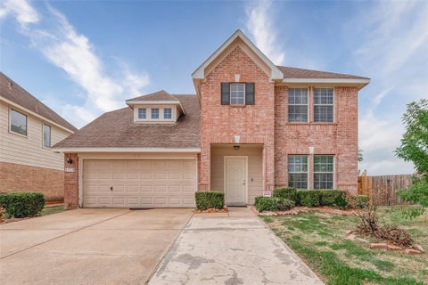 Photo of 13110 Sleepy Creek Mdws MDWS, Houston, TX 77083 (MLS # 67441676)