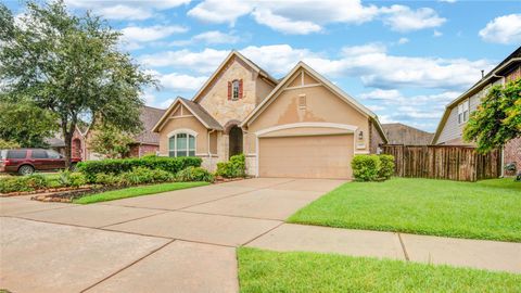 Photo of 9915 Foggy River, Missouri City, TX 77459 (MLS # 91721896)