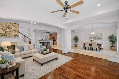 Photo of 1403 Lochstone Drive Dr, Houston, TX 77073 (MLS # 30842372)