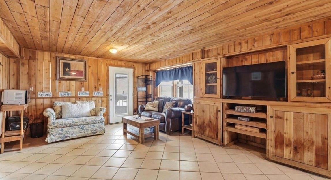 370 County Road 1333