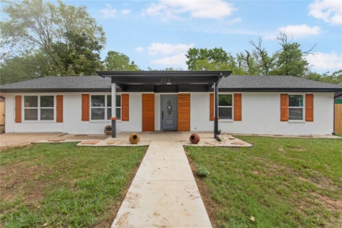 Photo of 904 Westview Circle, Caldwell, TX 77836 (MLS # 77476303)