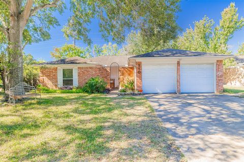 Photo of 510 Coppersmith Drive, Katy, TX 77450 (MLS # 2774151)