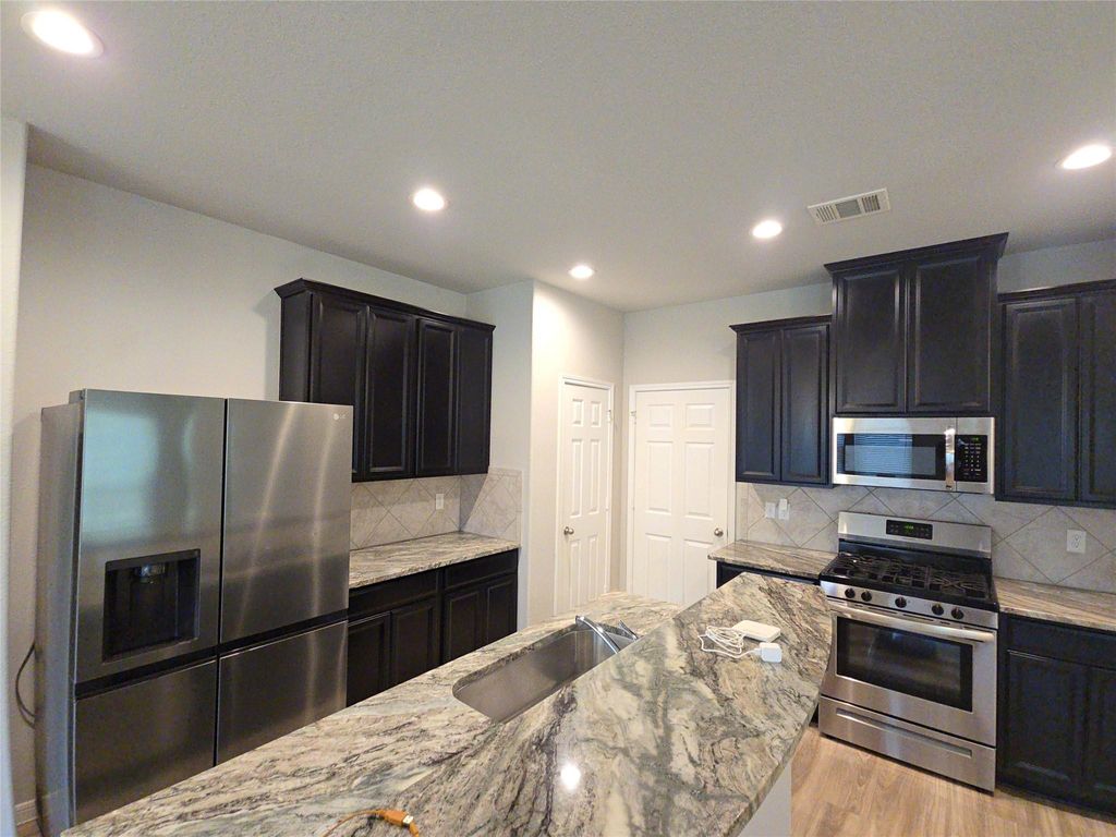 Photo of 6543 Castle Loch Court, Houston, TX 77048 (MLS # 36027917)