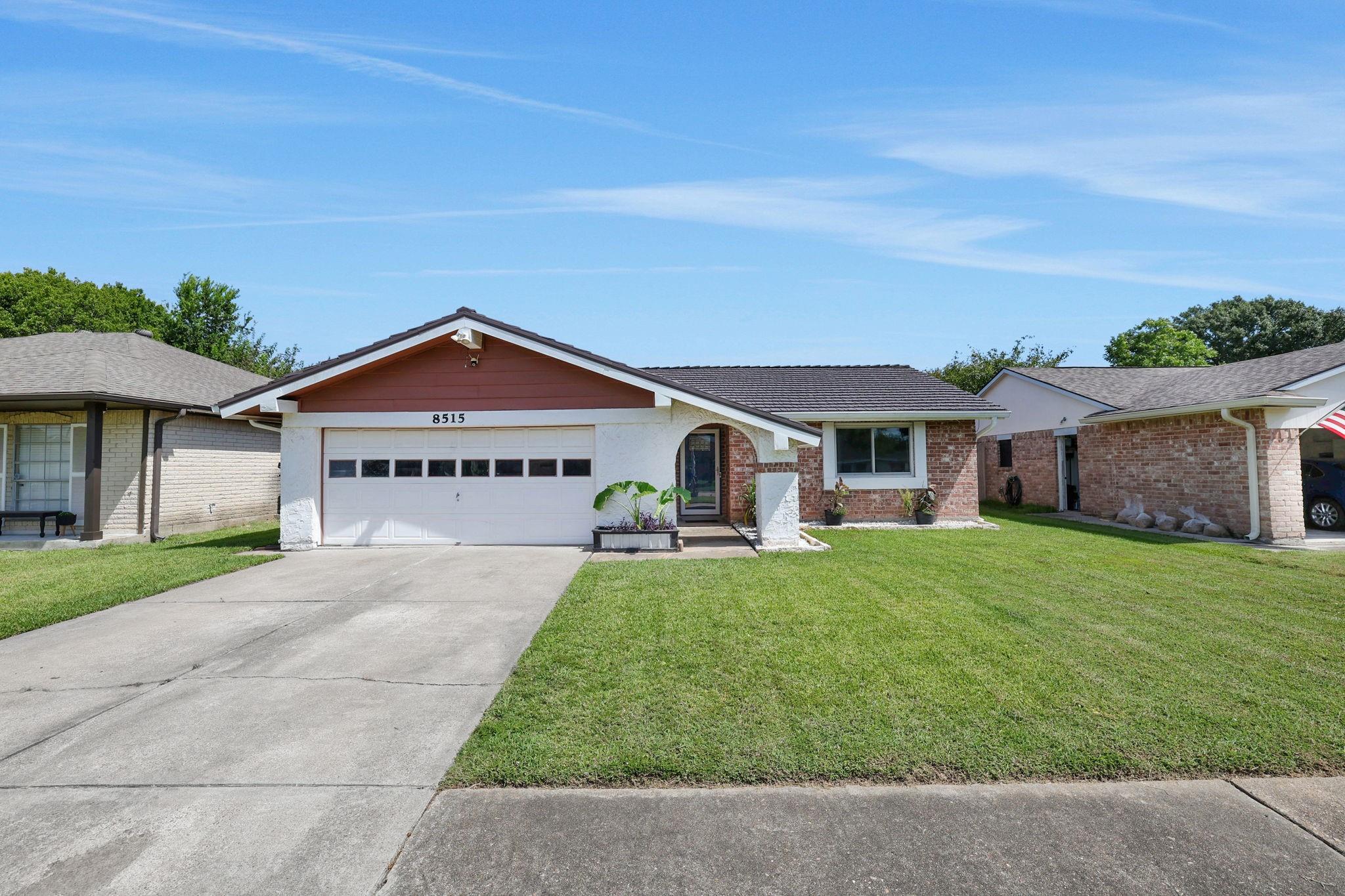 8515 Oakhaven Road