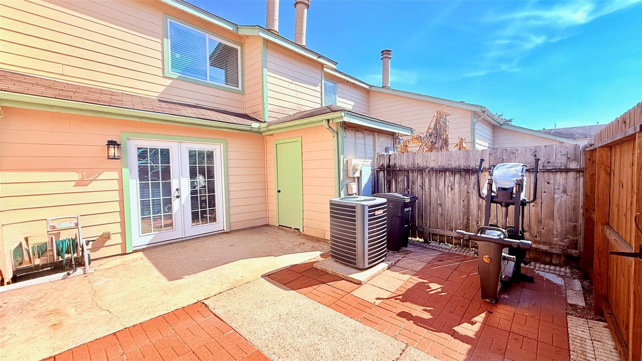 1927 Country Village Boulevard B