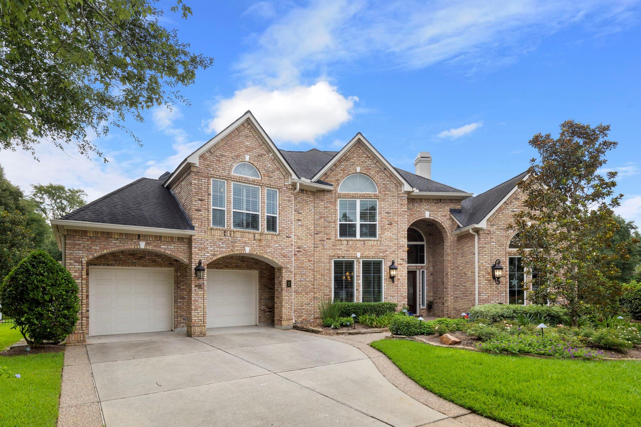 2 Snow Pond Place