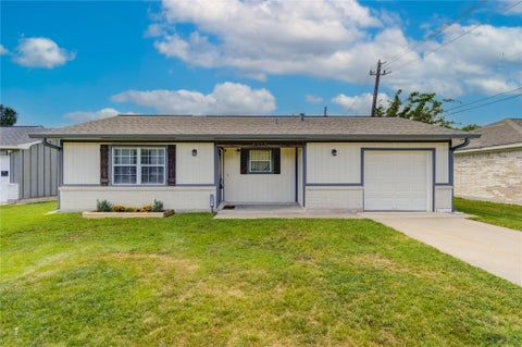 Photo of 5317 Crestmont Street, Baytown, TX 77521 (MLS # 78084499)