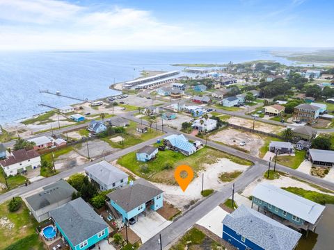 Photo of 4030 Summit Drive, Corpus Christi, TX 78418 (MLS # 87608028)