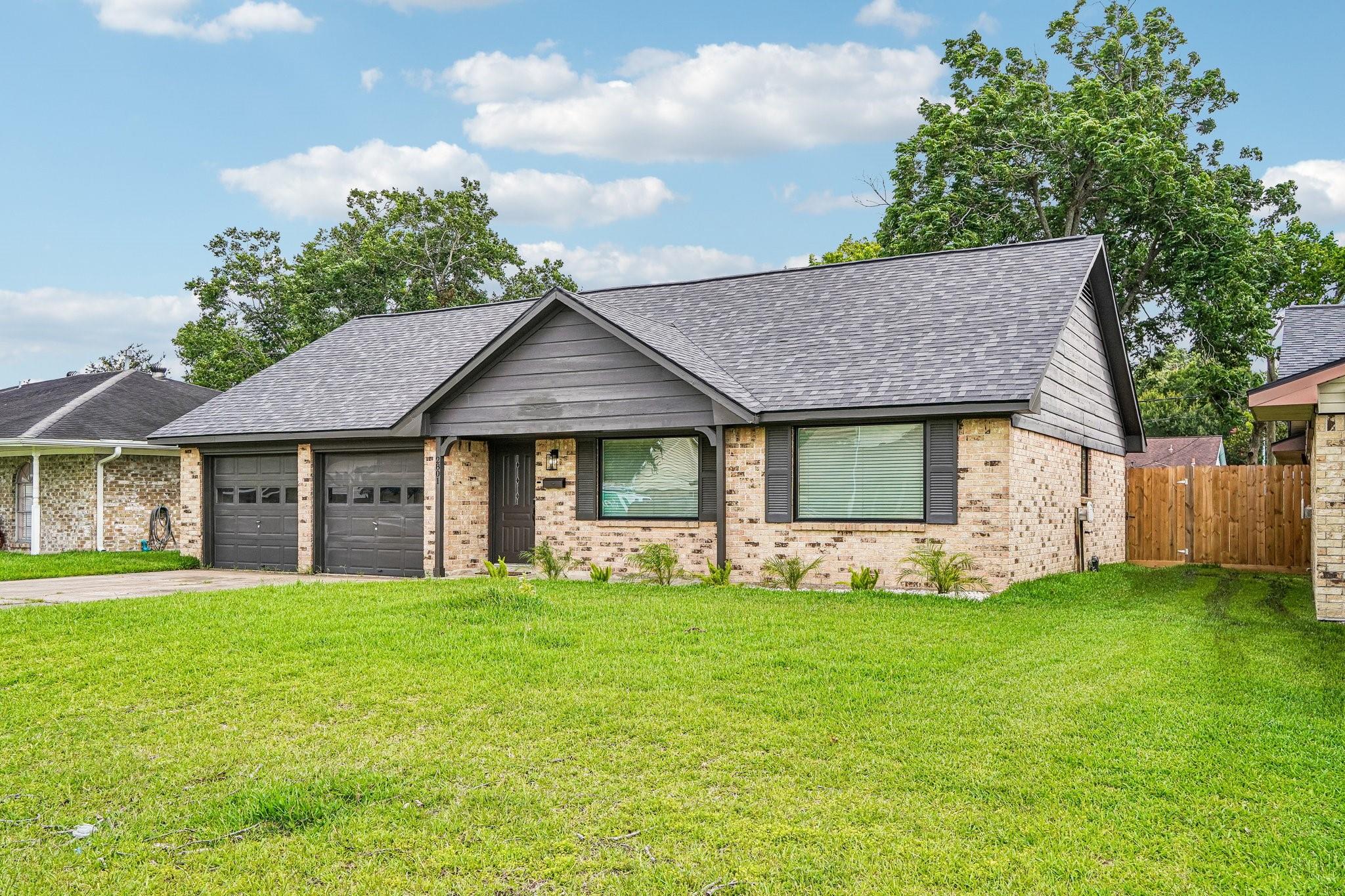 2801 Coy Drive
