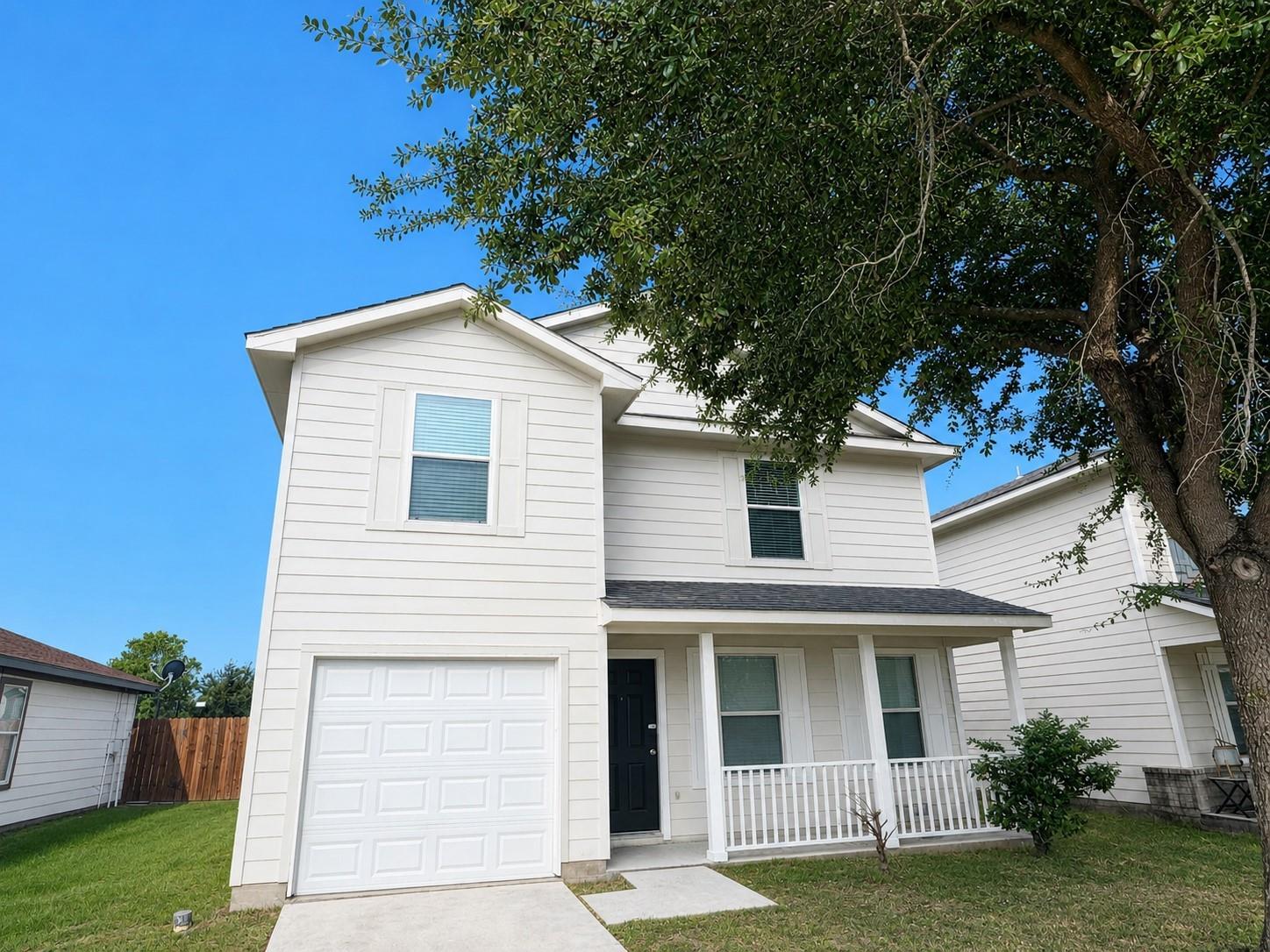 21207 Grand Linden Court