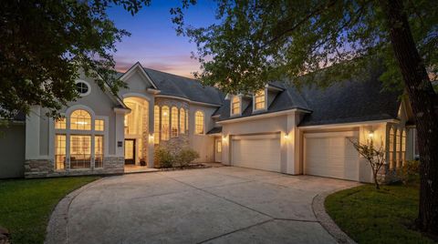 Photo of 106 Fairbranch Circle, The Woodlands, TX 77382 (MLS # 49789096)