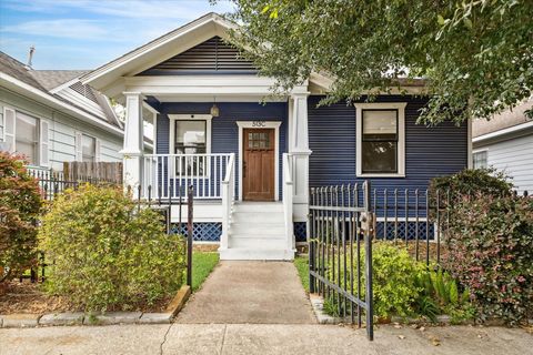 Photo of 513 Northwood Street #C, Houston, TX 77009 (MLS # 29316552)