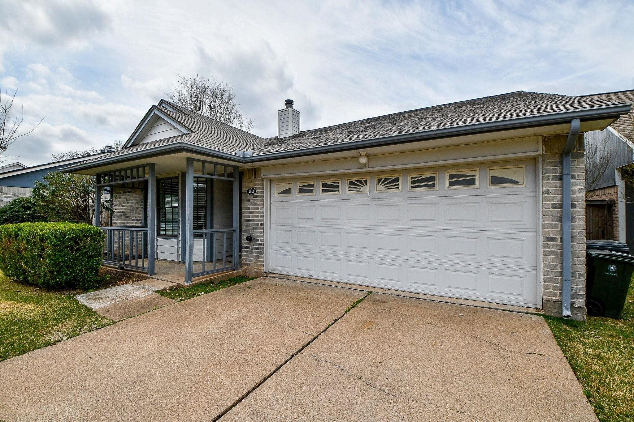 2018 Creek Valley Lane