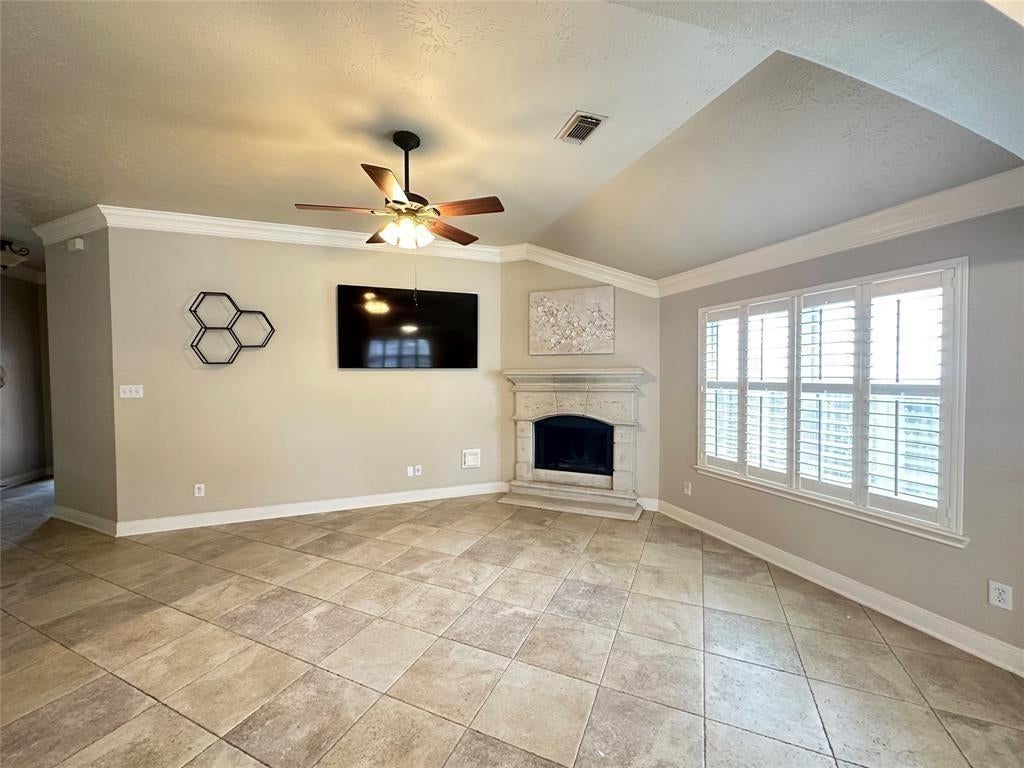 1526 Waterside Village Drive